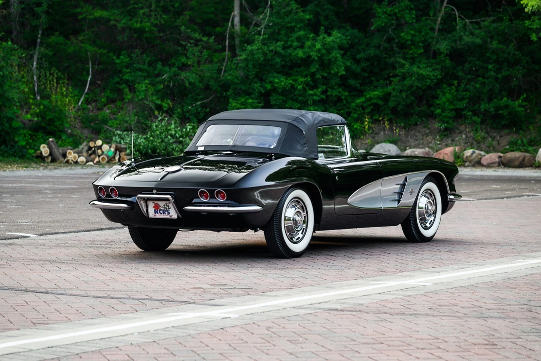 1961 Chevrolet Corvette C1 - Image 11 of 31