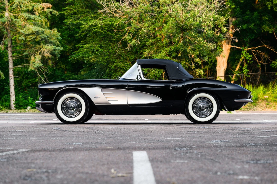 1961 Chevrolet Corvette C1 - Image 19 of 31