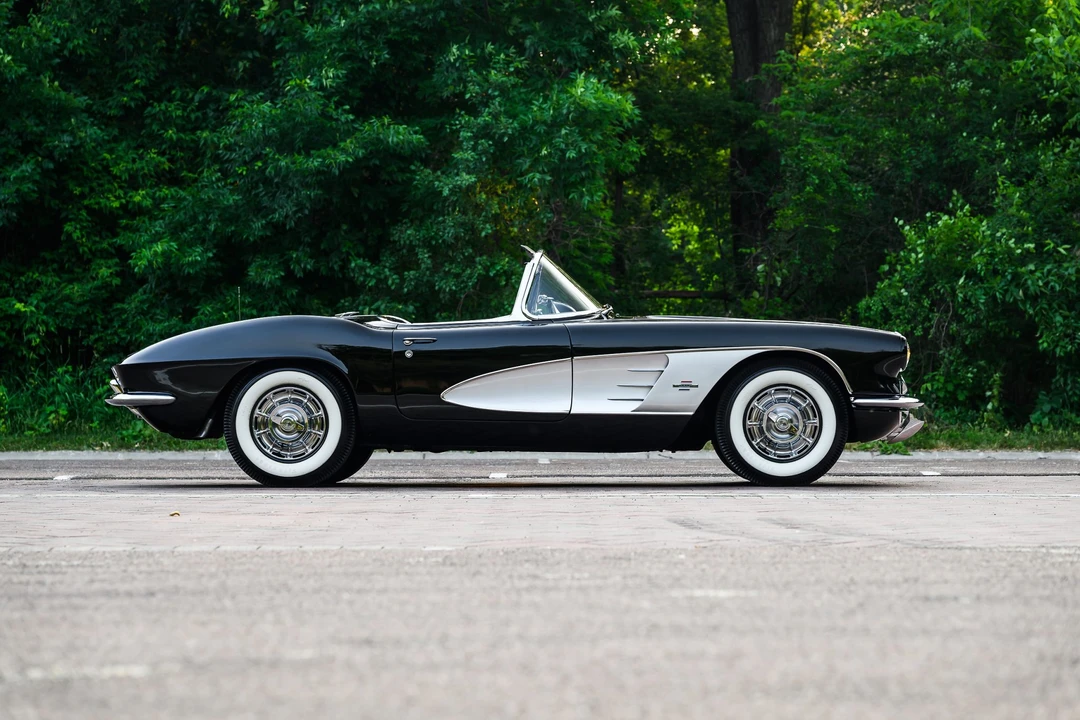 1961 Chevrolet Corvette C1 - Image 30 of 31