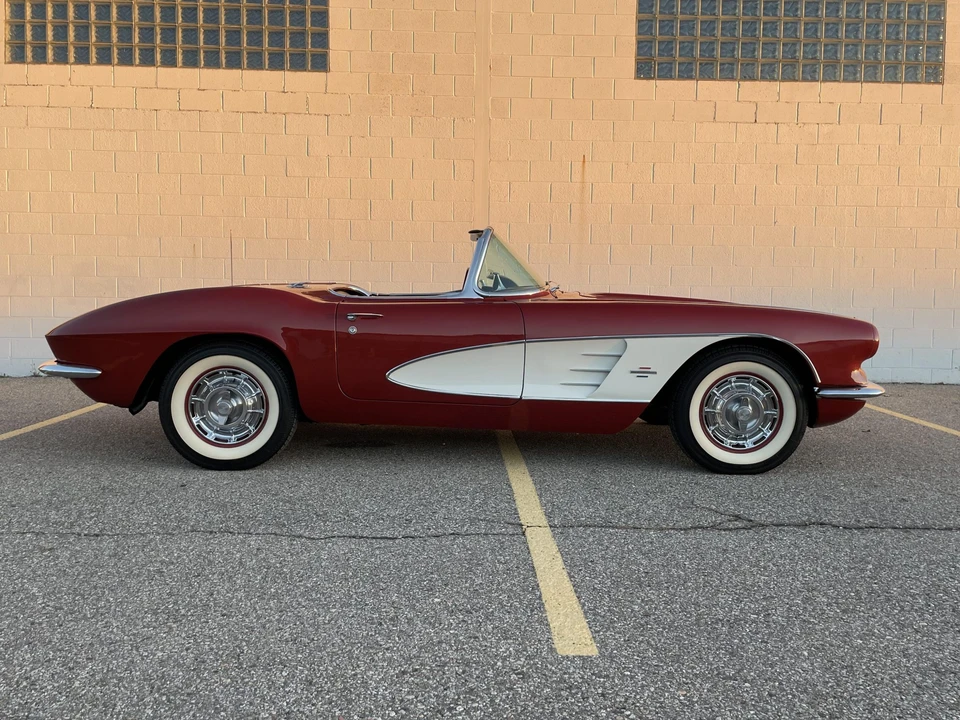 1961 Chevrolet Corvette C1 - Image 11 of 31