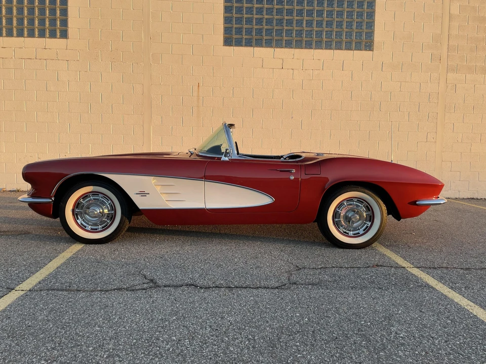 1961 Chevrolet Corvette C1 - Image 6 of 31