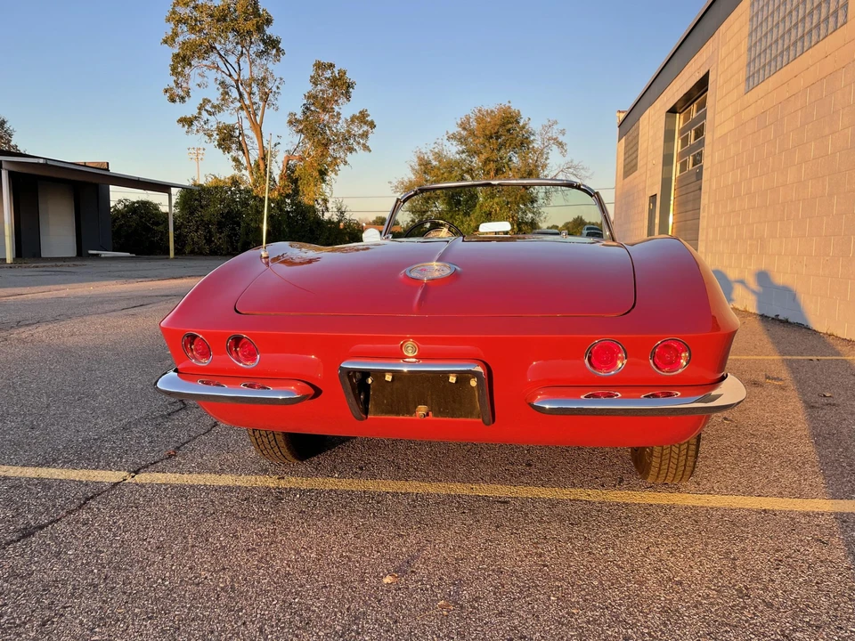 1961 Chevrolet Corvette C1 - Image 8 of 31