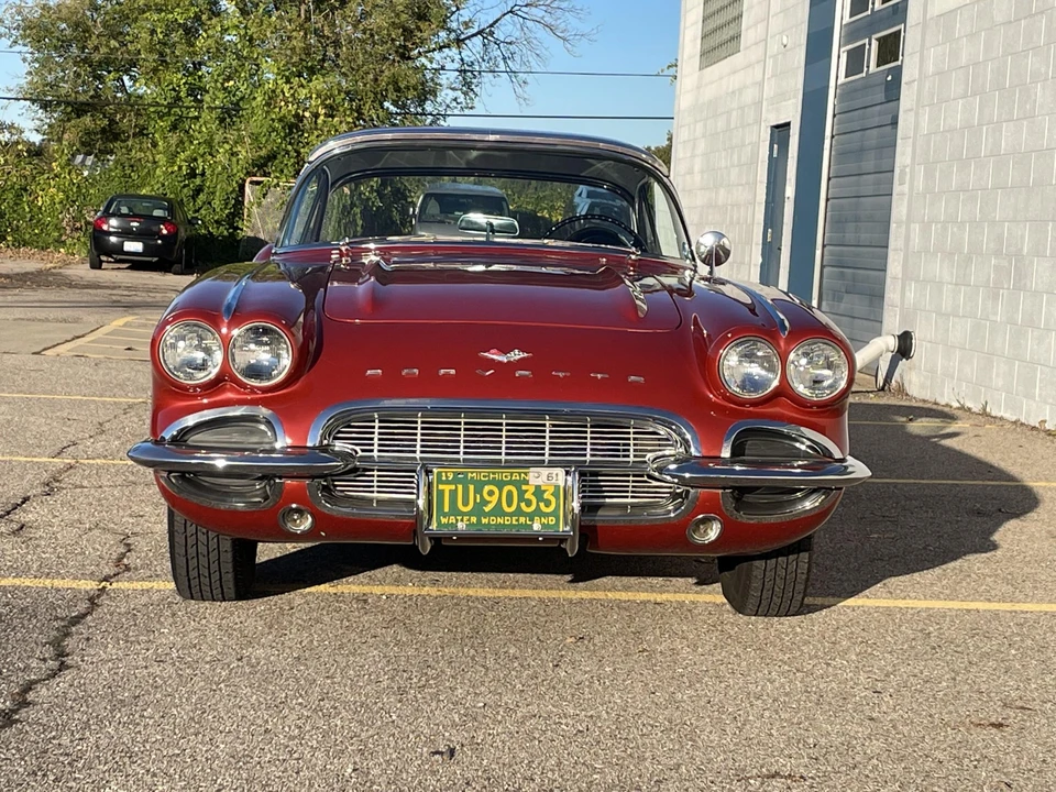 1961 Chevrolet Corvette C1 - Image 16 of 31