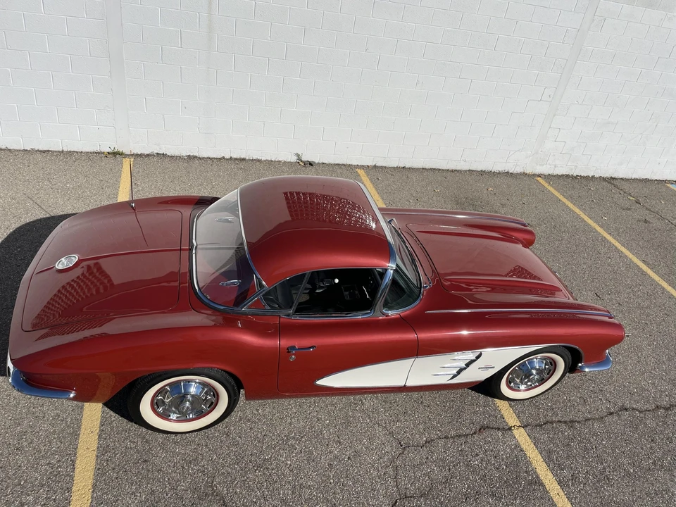 1961 Chevrolet Corvette C1 - Image 25 of 31