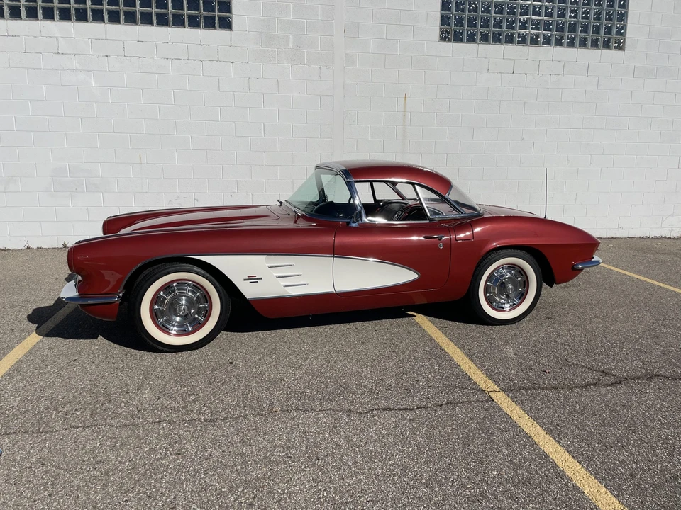 1961 Chevrolet Corvette C1 - Image 5 of 31