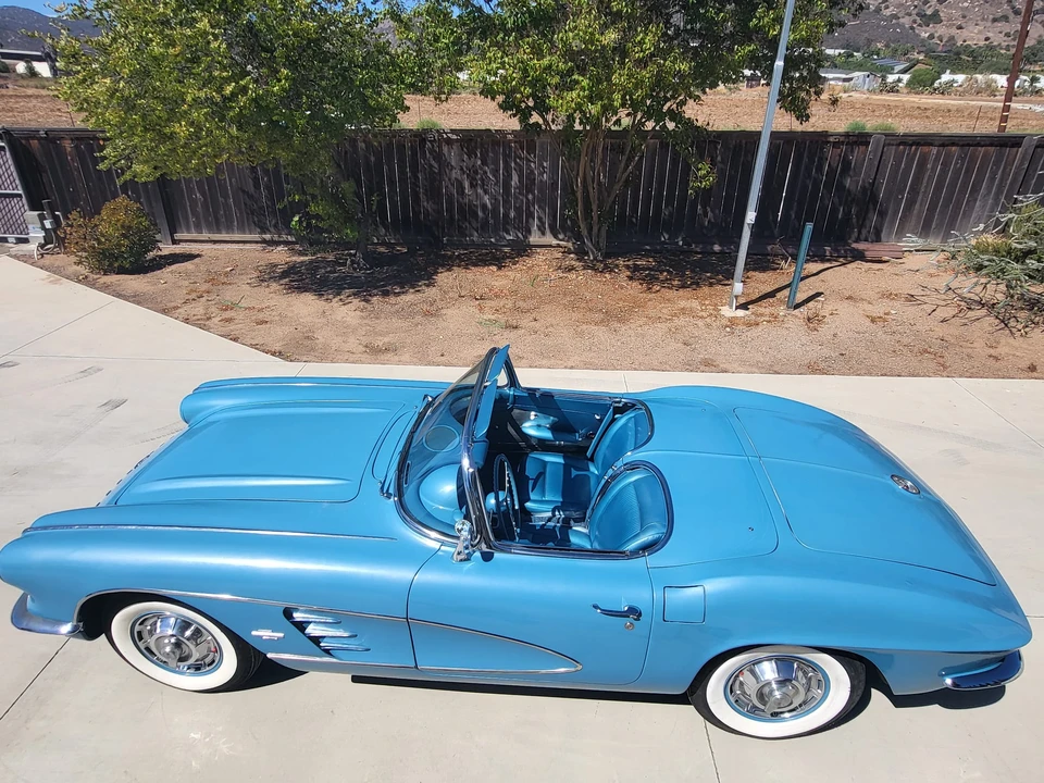 1961 Chevrolet Corvette C1 - Image 26 of 31