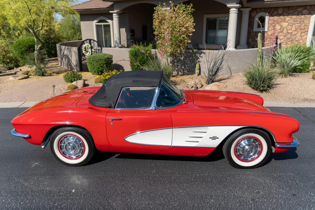 1961 Chevrolet Corvette C1 - Image 31 of 31