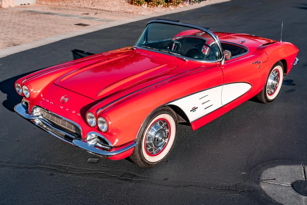 1961 Chevrolet Corvette C1 - Image 2 of 31