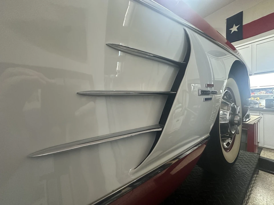 1961 Chevrolet Corvette C1 - Image 28 of 31