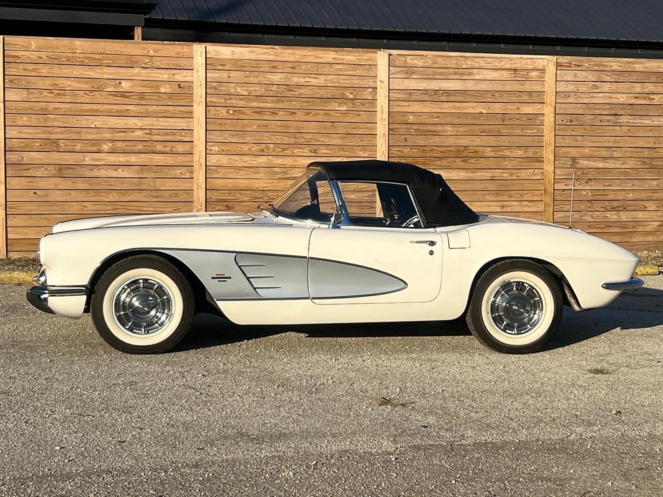 1961 Chevrolet Corvette C1 - Image 5 of 31