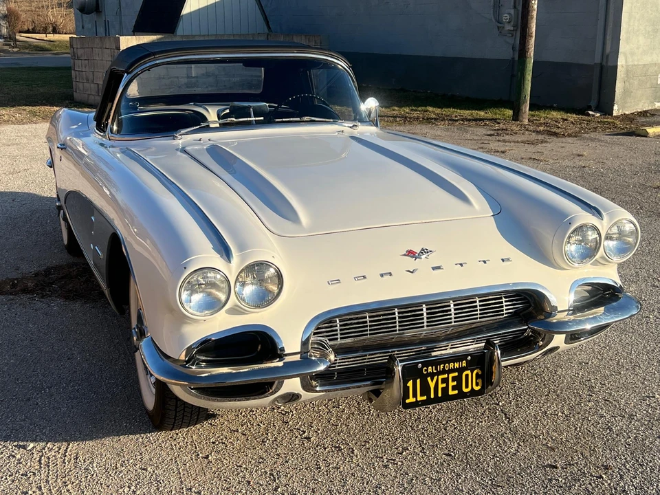 1961 Chevrolet Corvette C1 - Image 10 of 31
