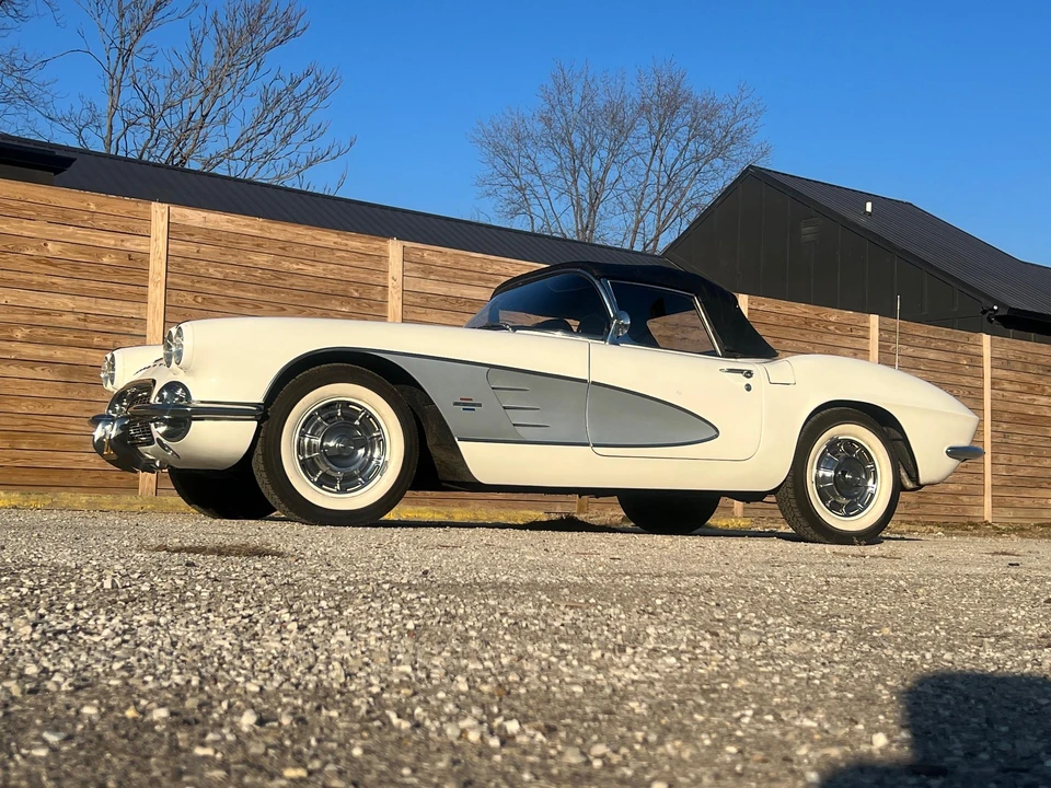 1961 Chevrolet Corvette C1 - Image 4 of 31