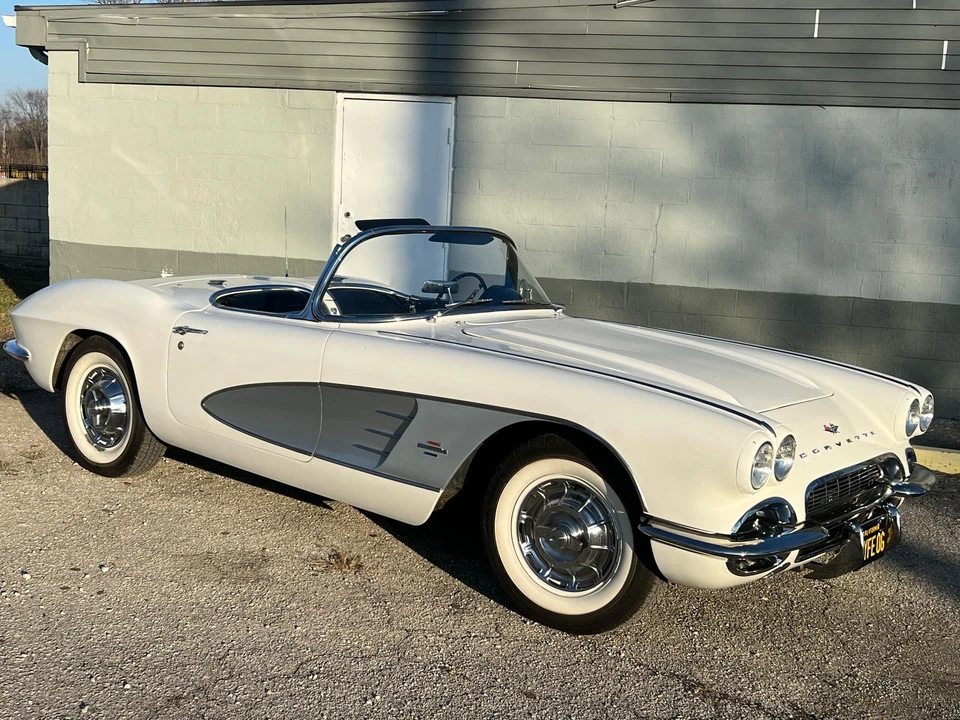 1961 Chevrolet Corvette C1 - Image 25 of 31