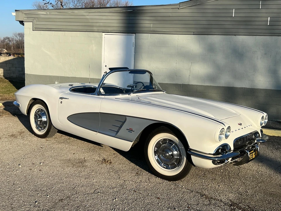 1961 Chevrolet Corvette C1 - Image 24 of 31
