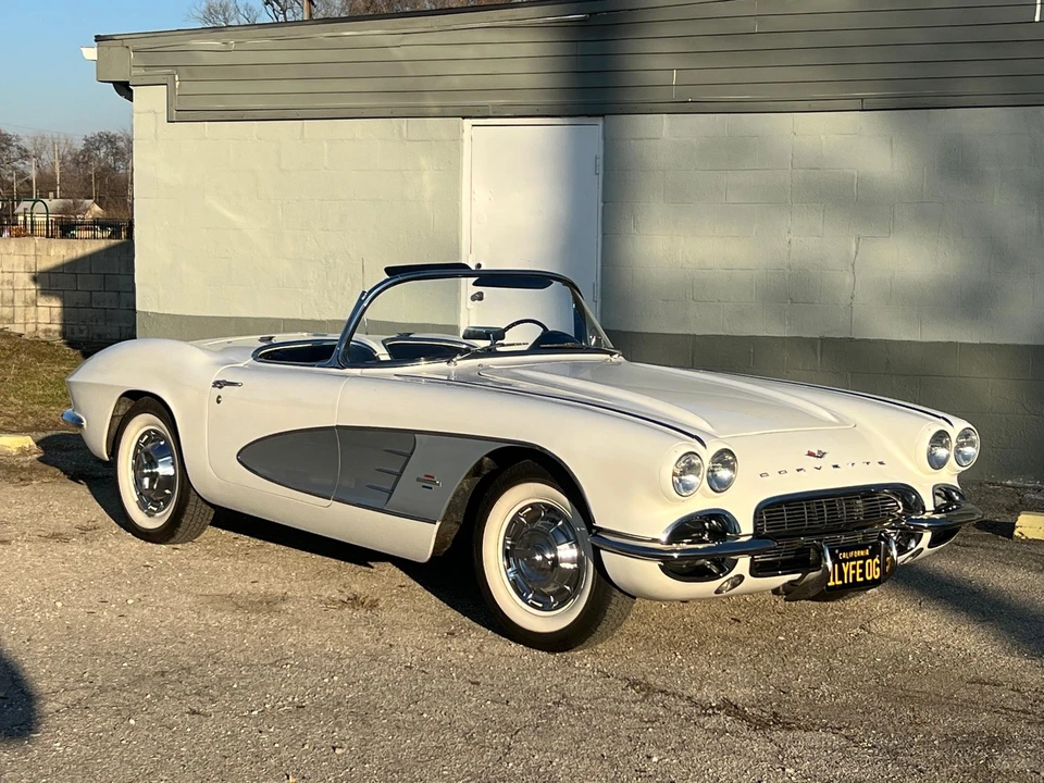 1961 Chevrolet Corvette C1 - Image 26 of 31
