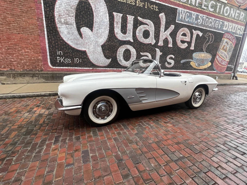 1961 Chevrolet Corvette C1 - Image 31 of 31