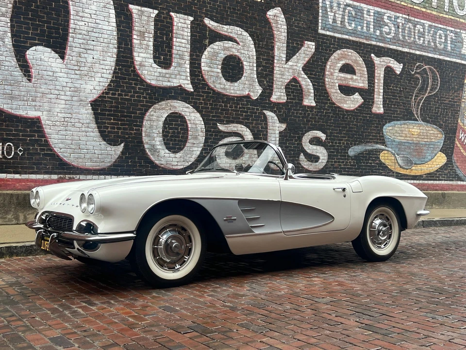 1961 Chevrolet Corvette C1 - Image 30 of 31