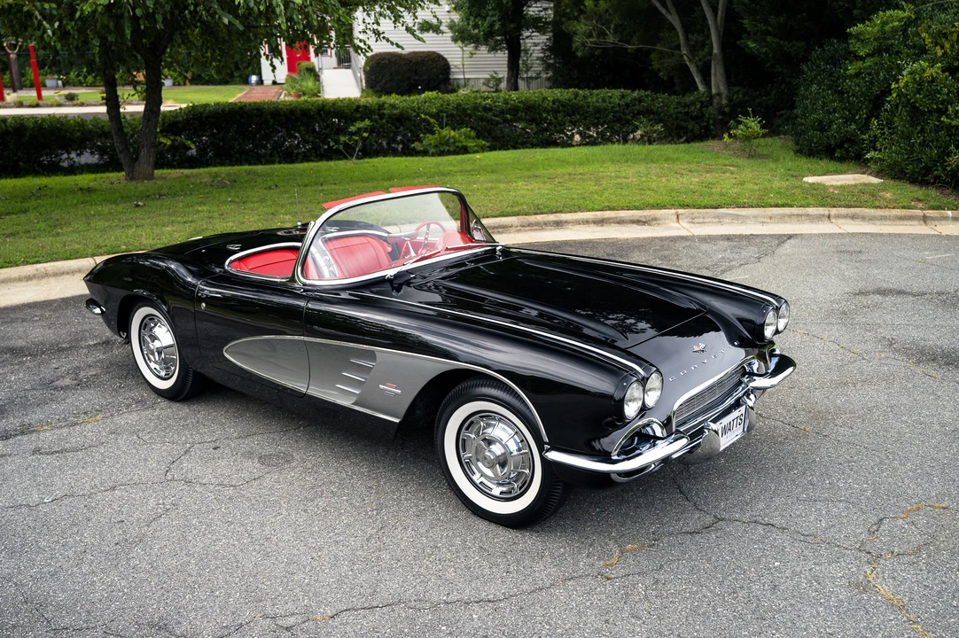 1961 Chevrolet Corvette C1 - Image 12 of 31