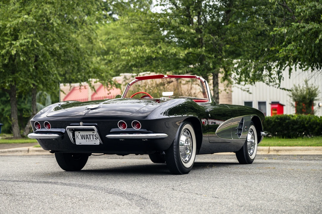 1961 Chevrolet Corvette C1 - Image 17 of 31