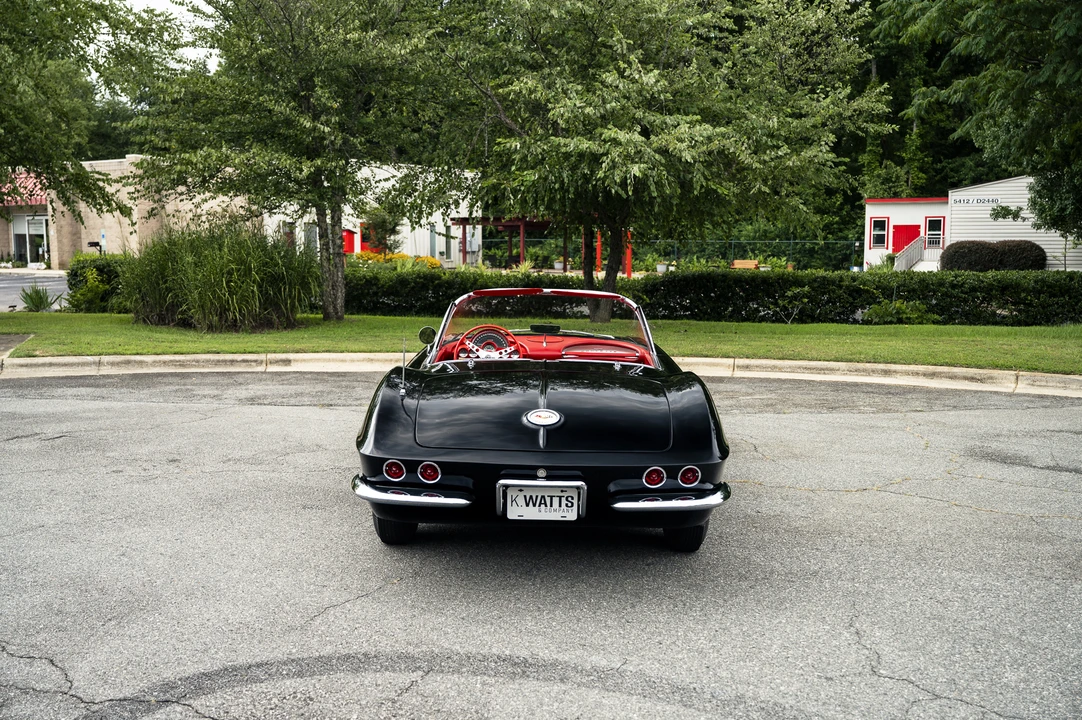 1961 Chevrolet Corvette C1 - Image 18 of 31