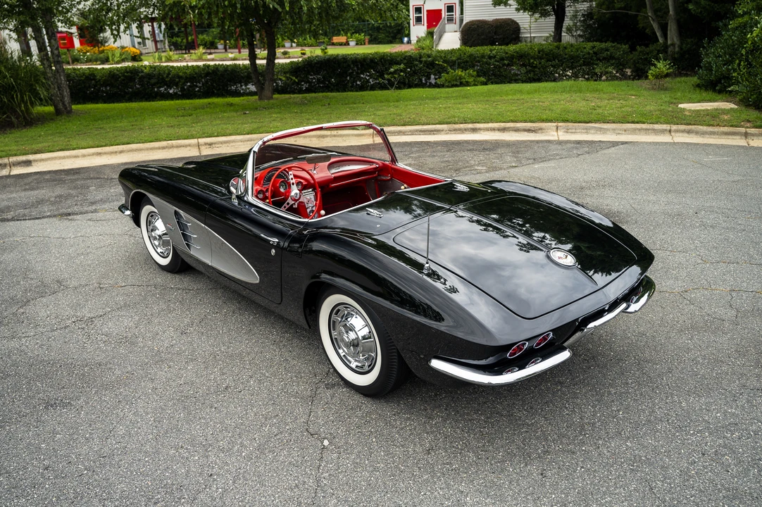 1961 Chevrolet Corvette C1 - Image 21 of 31