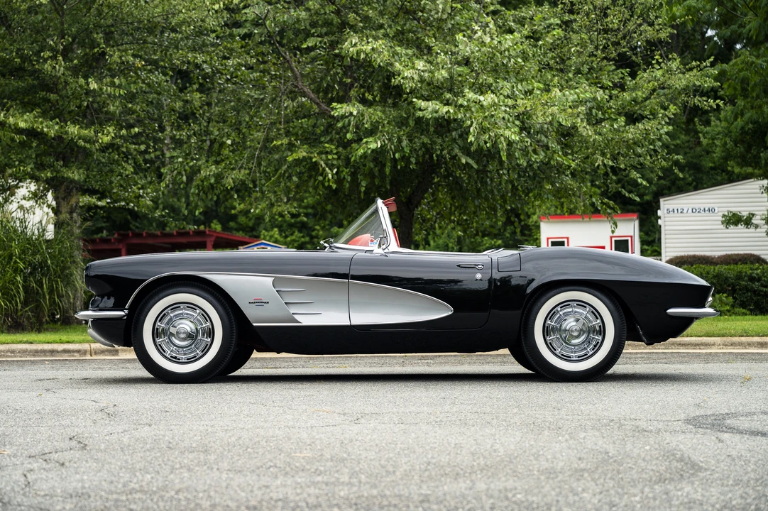 1961 Chevrolet Corvette C1 - Image 24 of 31