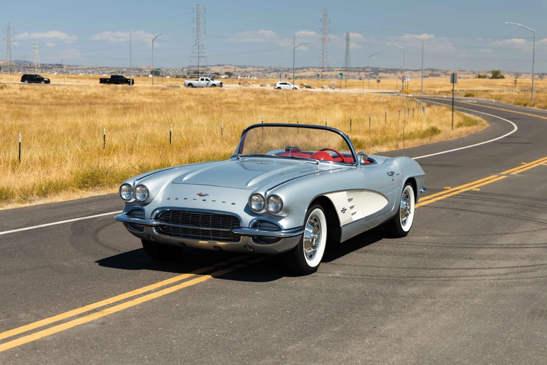 1961 Chevrolet Corvette C1 - Image 16 of 31