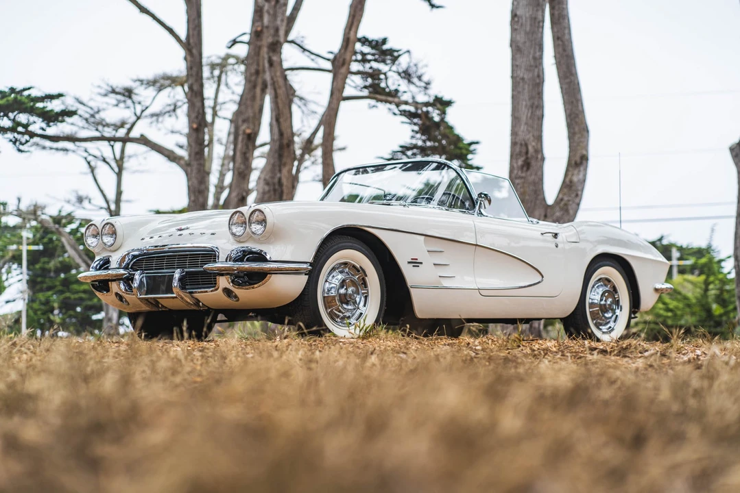 1961 Chevrolet Corvette C1 - Image 2 of 31