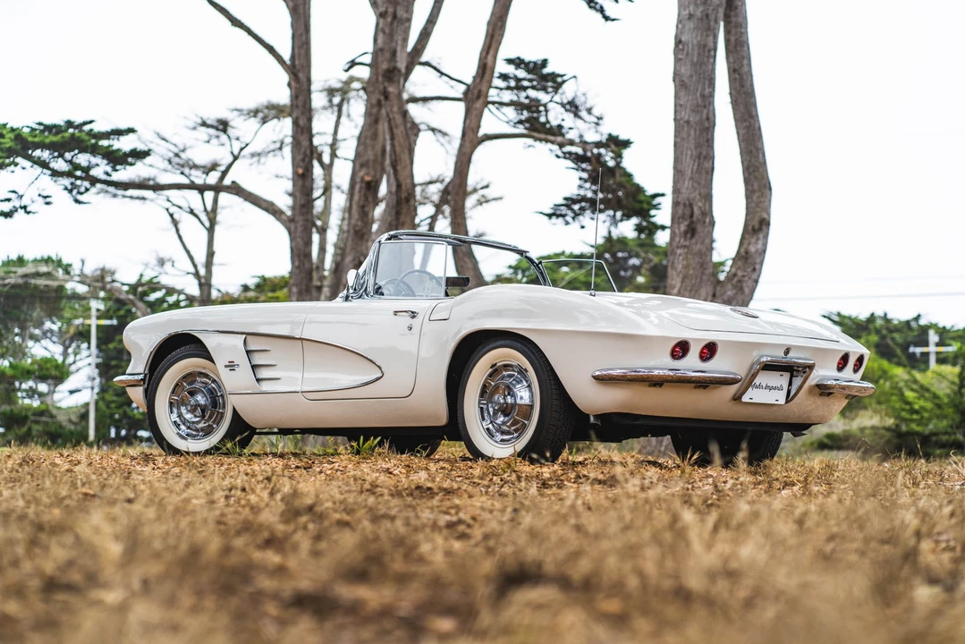 1961 Chevrolet Corvette C1 - Image 9 of 31