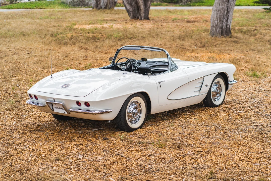 1961 Chevrolet Corvette C1 - Image 17 of 31