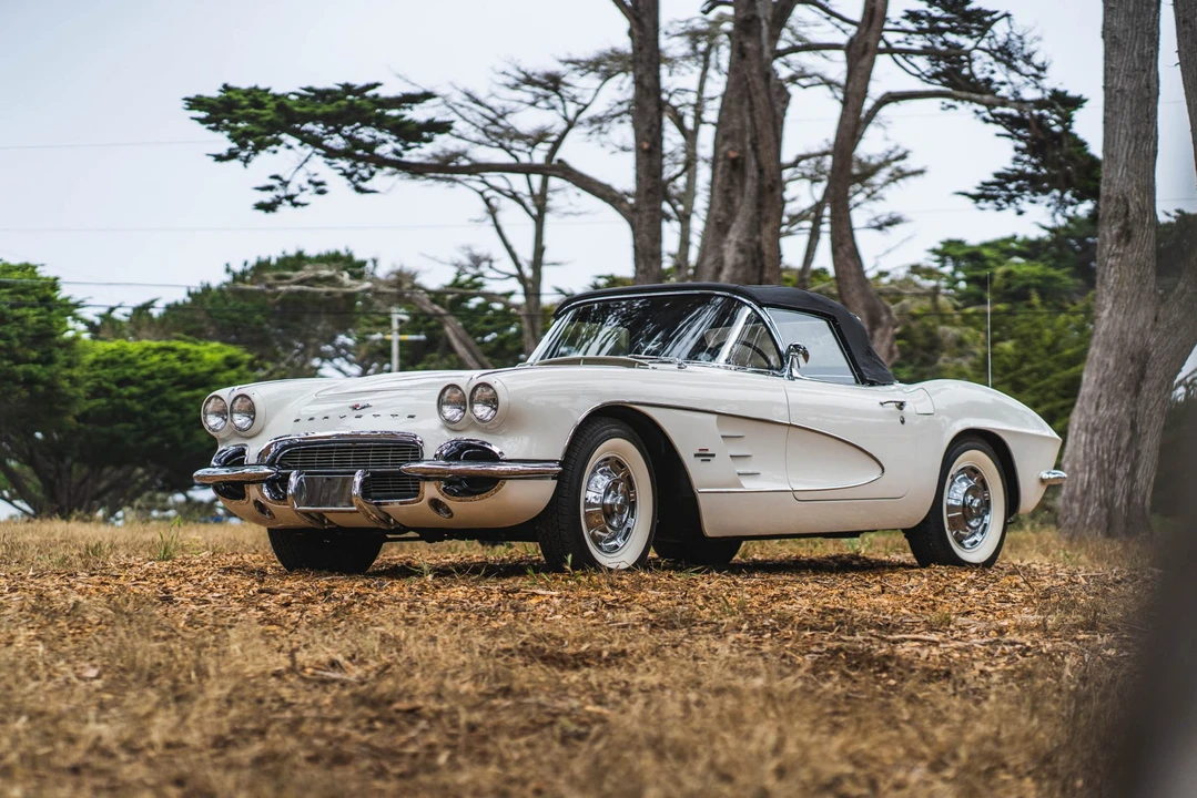 1961 Chevrolet Corvette C1 - Image 30 of 31
