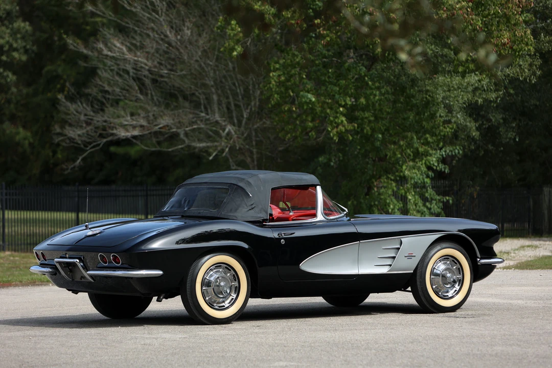 1961 Chevrolet Corvette C1 - Image 13 of 31