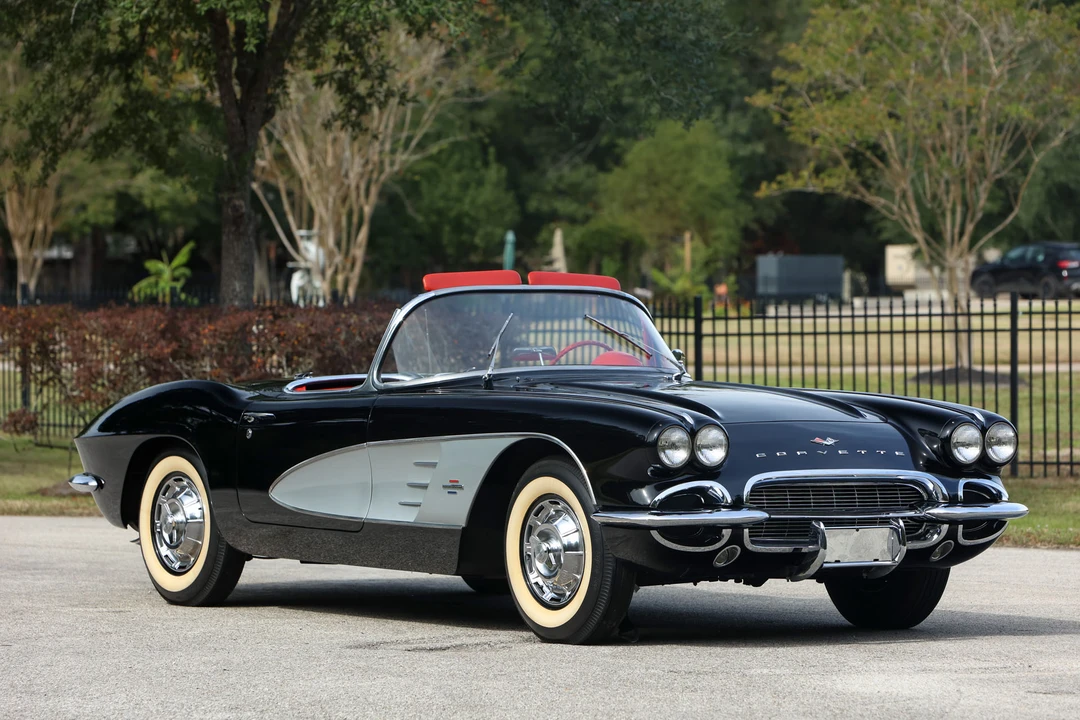 1961 Chevrolet Corvette C1 - Image 2 of 31
