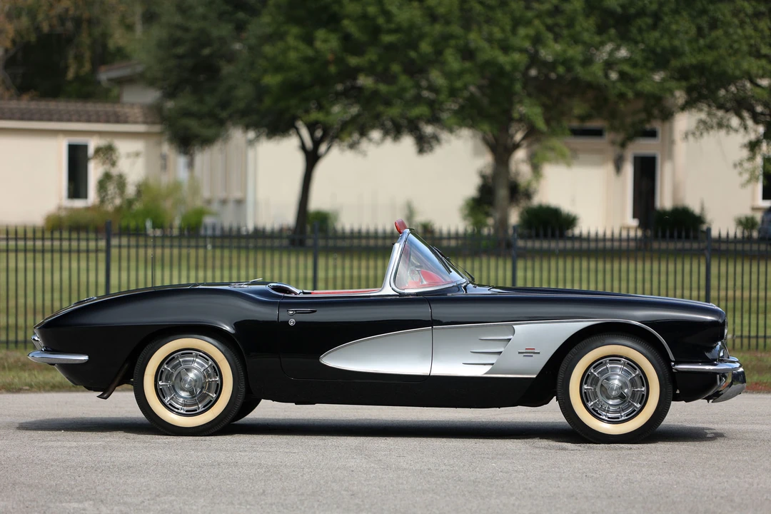 1961 Chevrolet Corvette C1 - Image 3 of 31