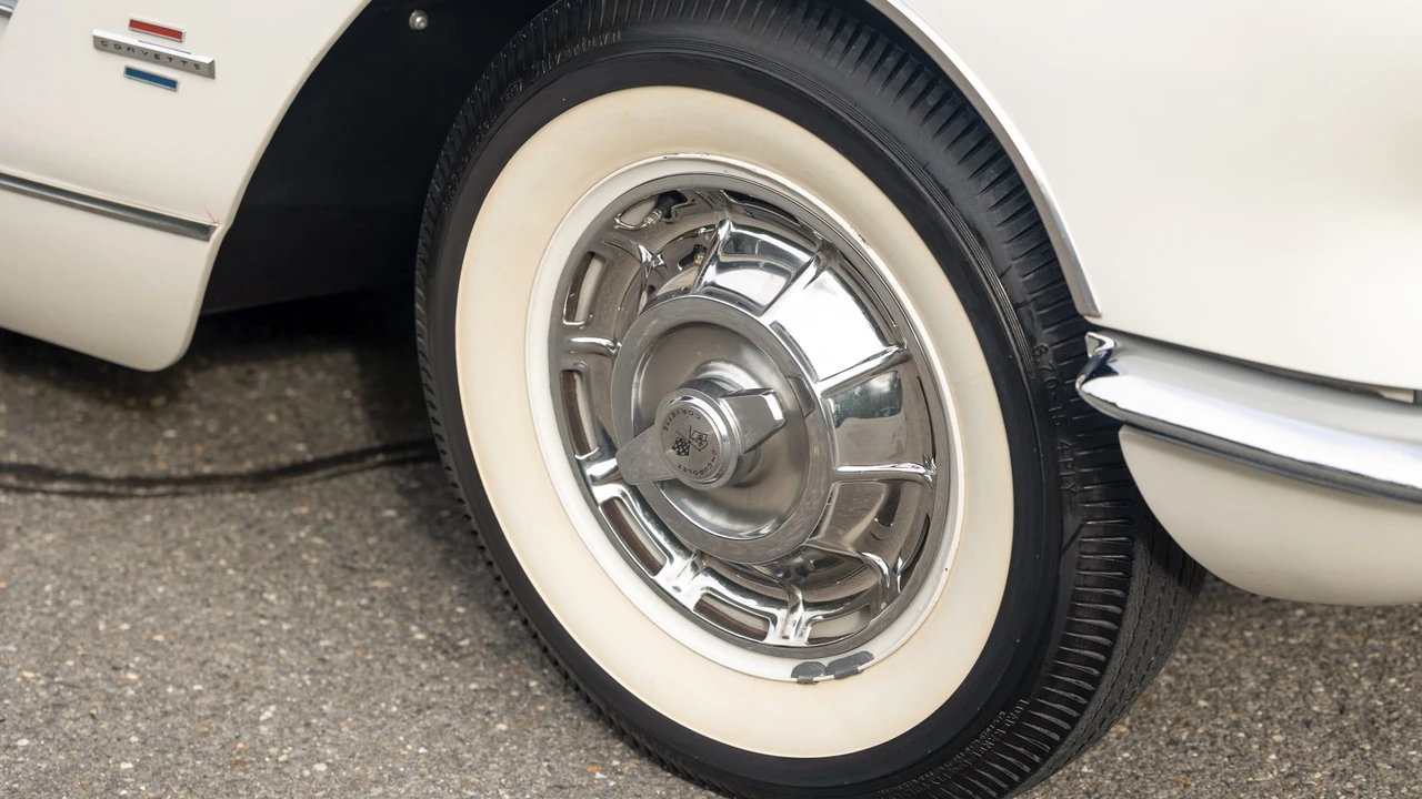 1961 Chevrolet Corvette C1 - Image 26 of 31