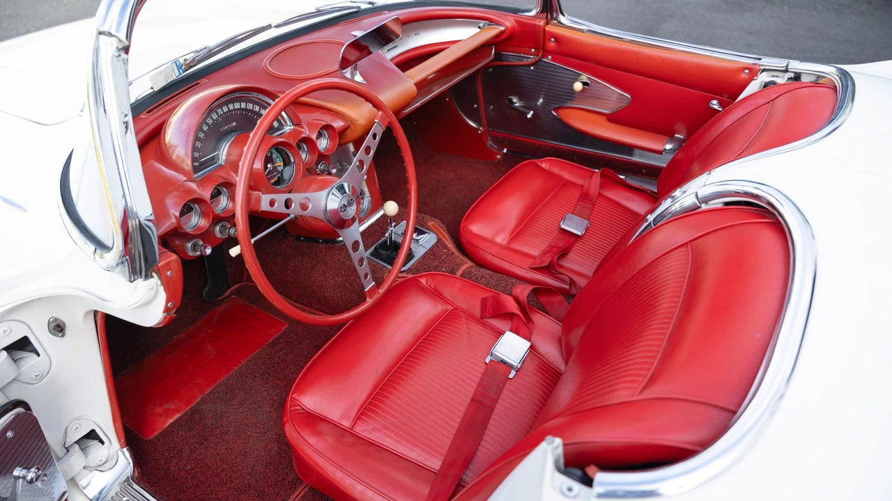 1961 Chevrolet Corvette C1 - Image 6 of 31