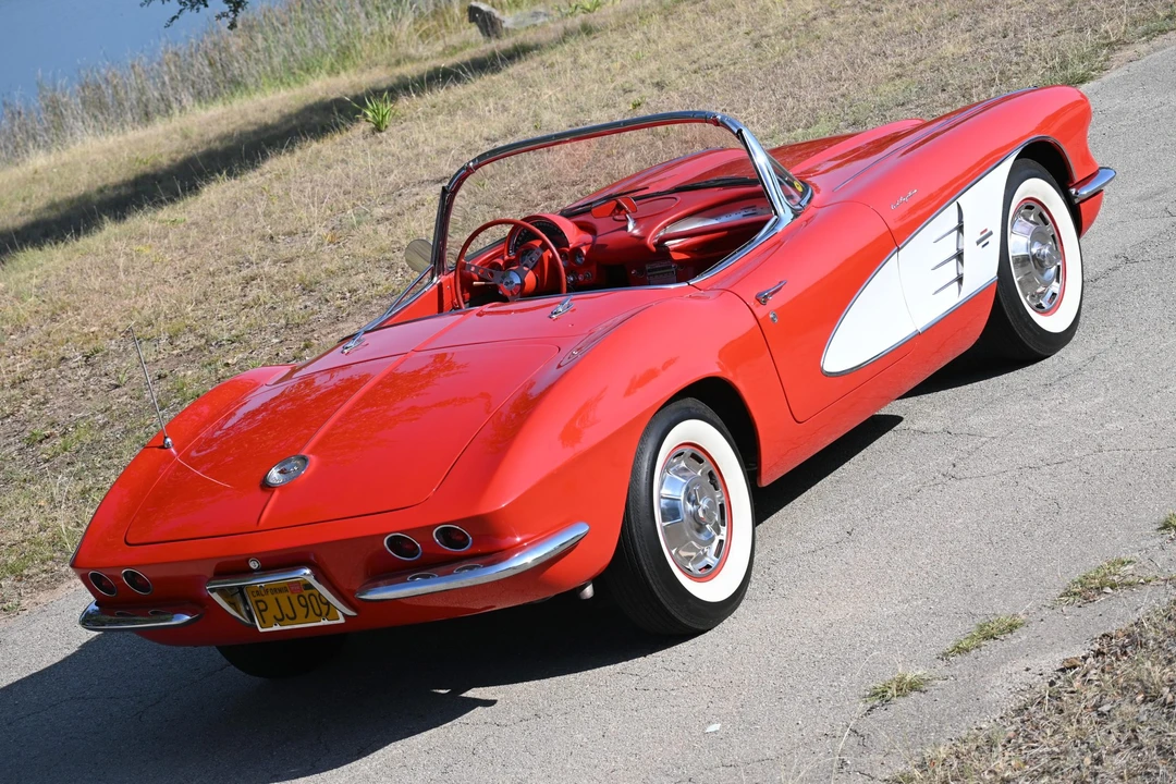 1961 Chevrolet Corvette C1 - Image 18 of 31