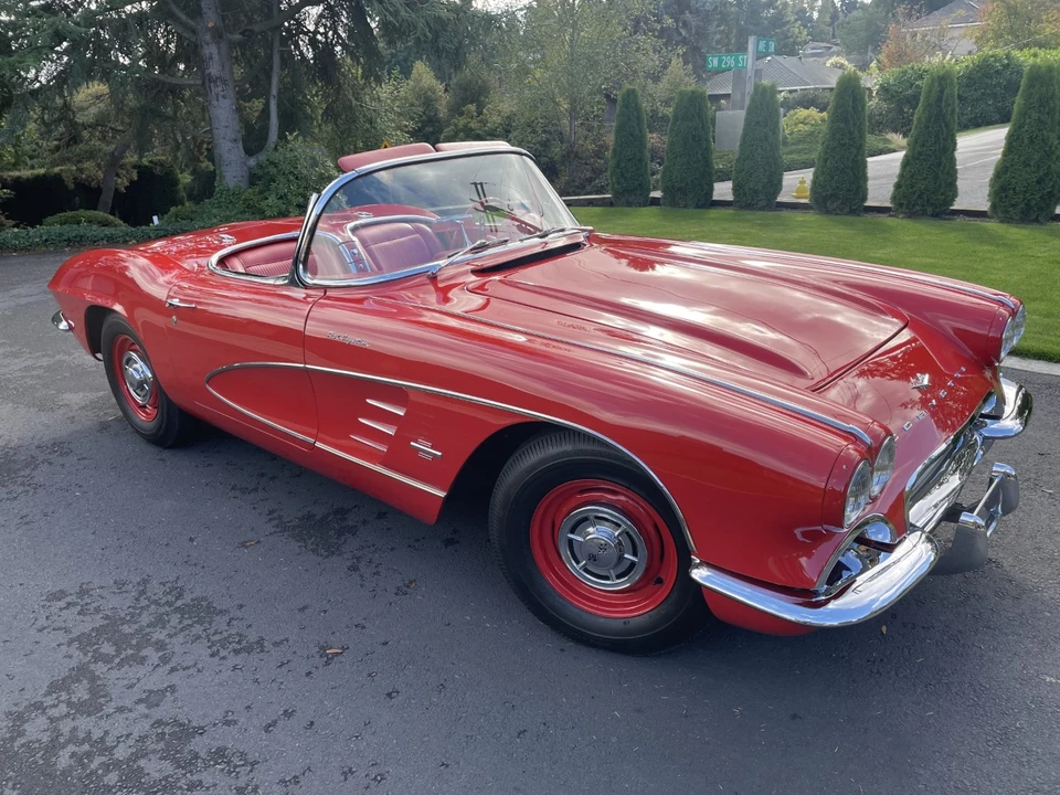 1961 Chevrolet Corvette C1 - Image 18 of 31