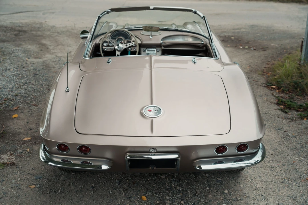 1961 Chevrolet Corvette C1 - Image 16 of 31