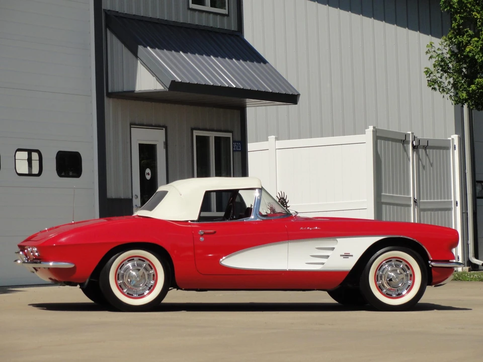 1961 Chevrolet Corvette C1 - Image 22 of 31