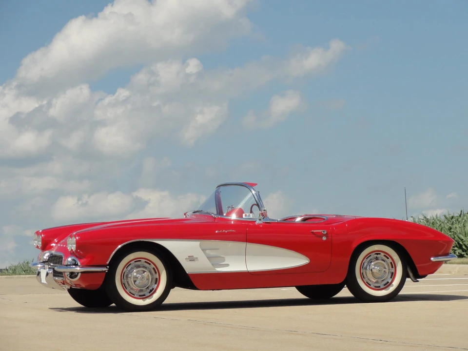 1961 Chevrolet Corvette C1 - Image 2 of 31