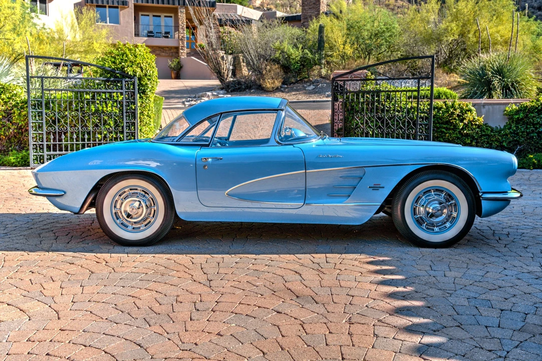 1961 Chevrolet Corvette C1 - Image 12 of 31