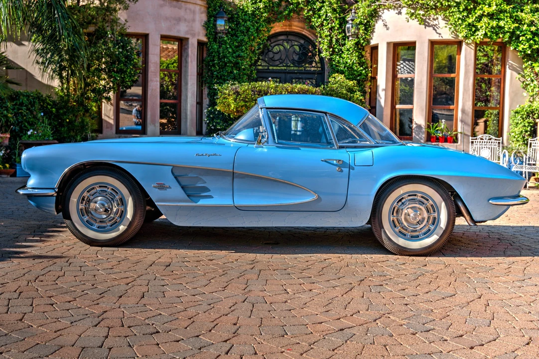 1961 Chevrolet Corvette C1 - Image 17 of 31