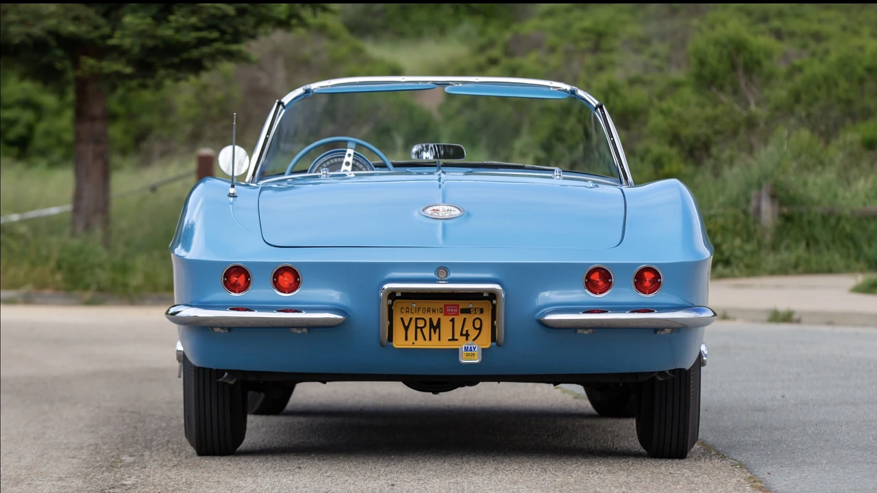 1961 Chevrolet Corvette C1 - Image 29 of 31