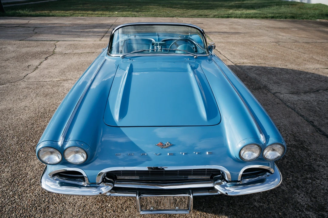 1961 Chevrolet Corvette C1 - Image 13 of 31