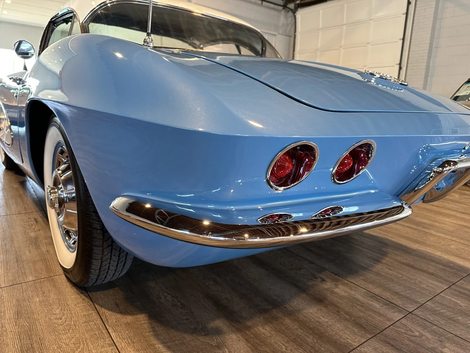 1961 Chevrolet Corvette C1 - Image 27 of 31