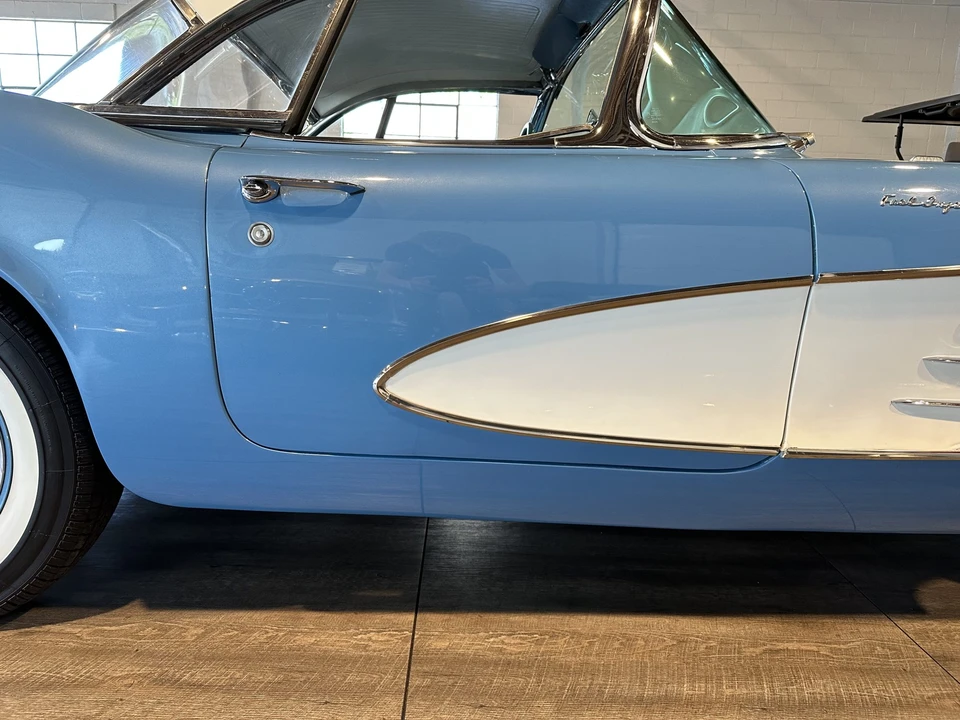 1961 Chevrolet Corvette C1 - Image 18 of 31