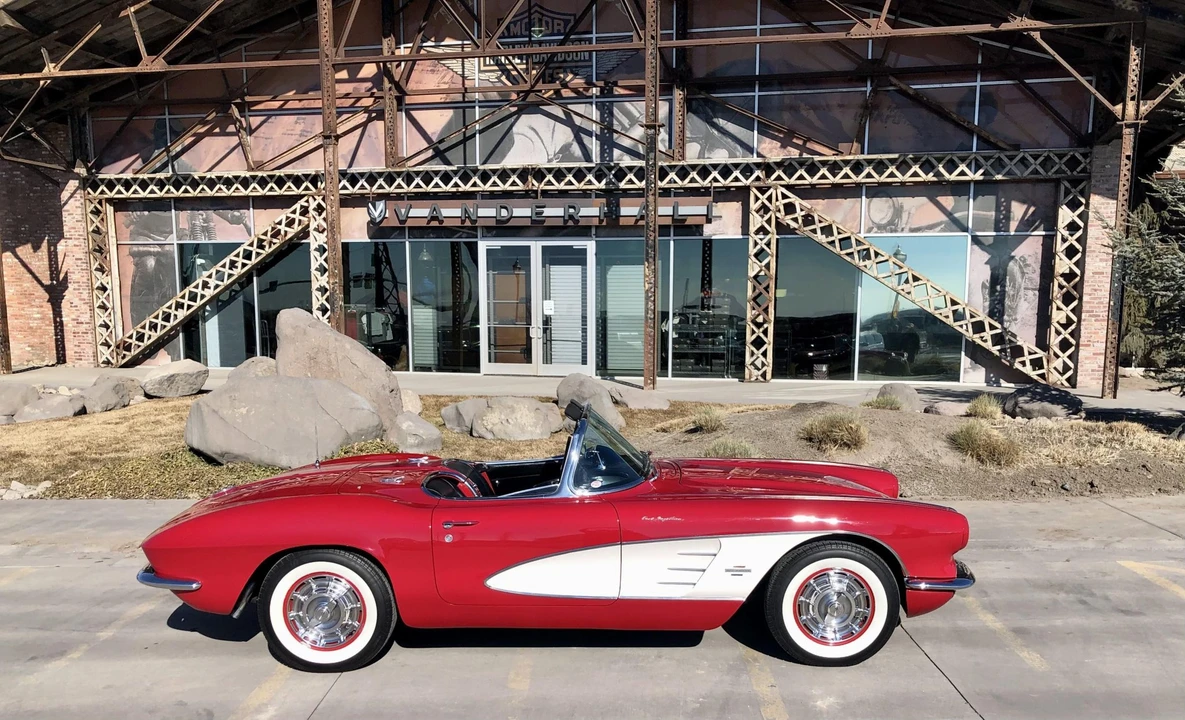 1961 Chevrolet Corvette C1 - Image 13 of 31