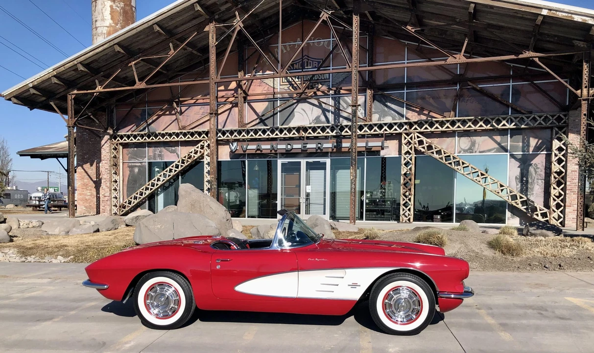 1961 Chevrolet Corvette C1 - Image 12 of 31