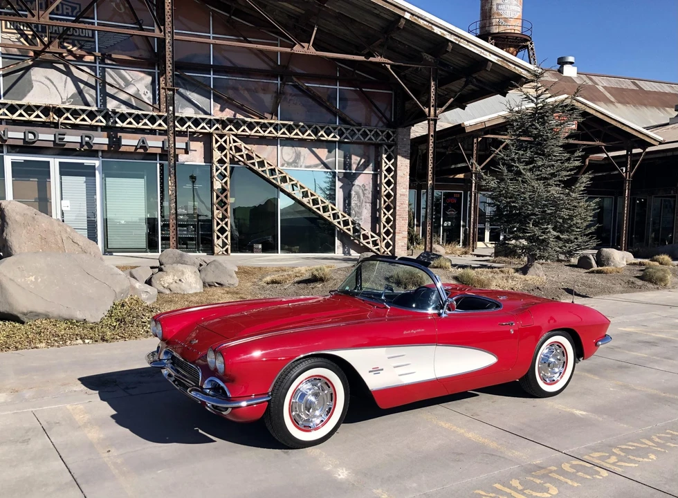 1961 Chevrolet Corvette C1 - Image 2 of 31